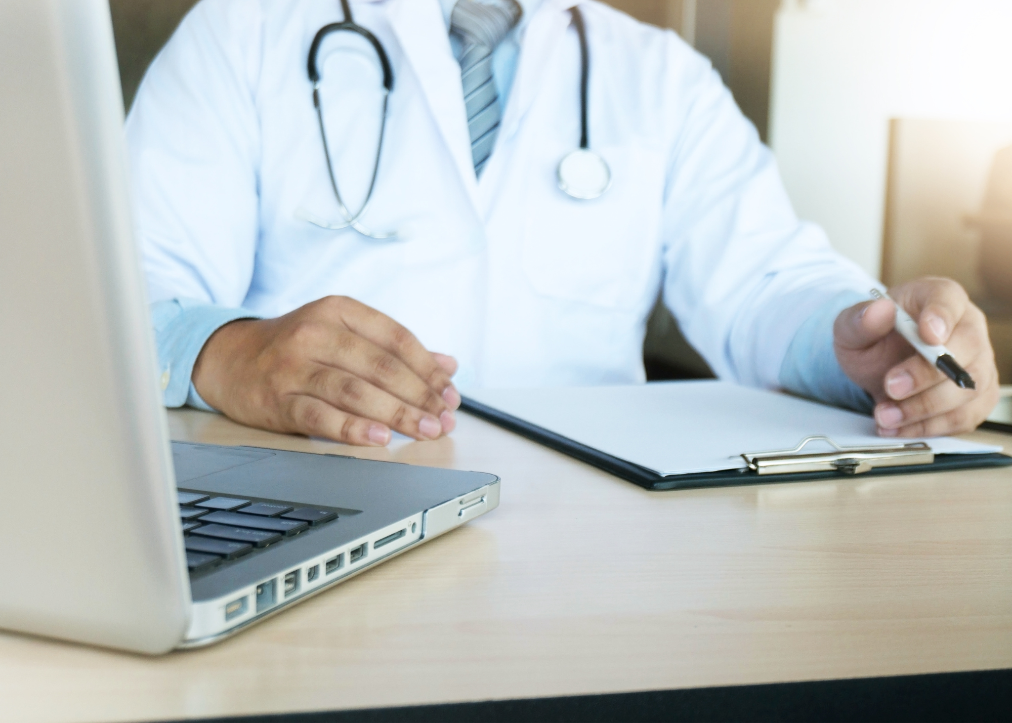 Differences between CNESST and Salary Insurance medical evaluations